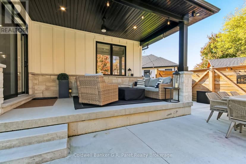 11 Macneil Court — photo 30 of 40