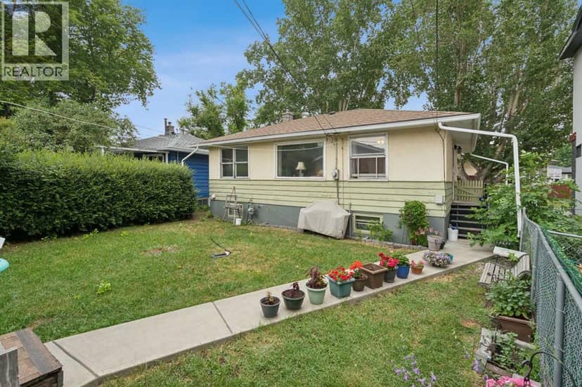 2029 Mountview Crescent NE — photo 30 of 32