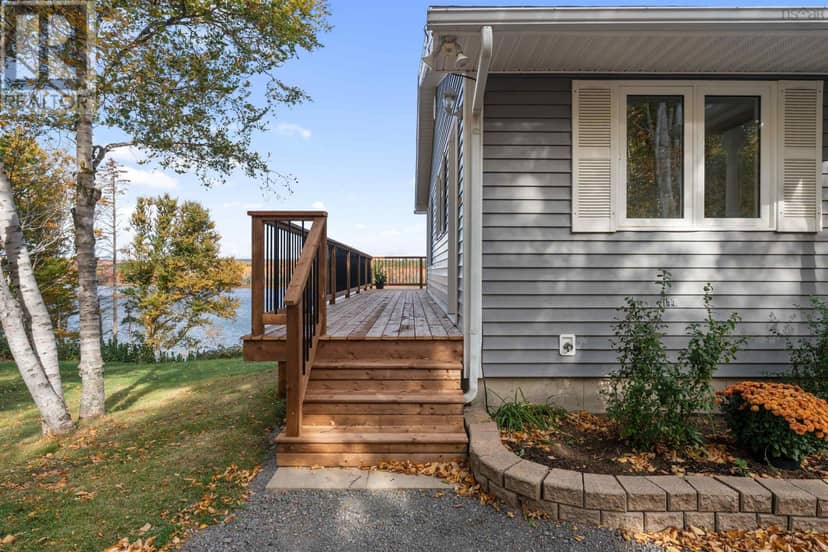 83 Bay Loch Road — photo 13 of 40