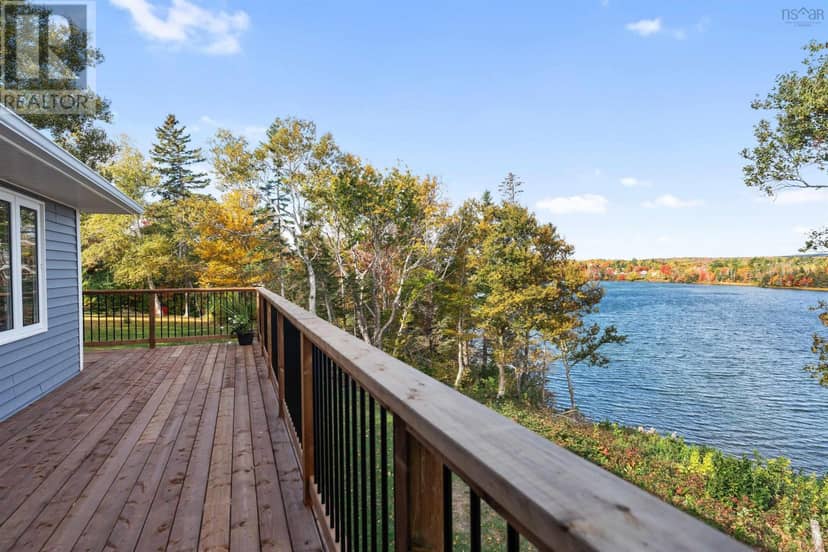 83 Bay Loch Road — photo 15 of 40