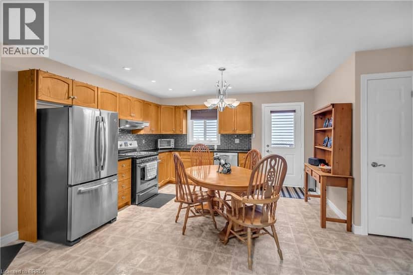25 SUDDS Lane, Brantford, photo 6