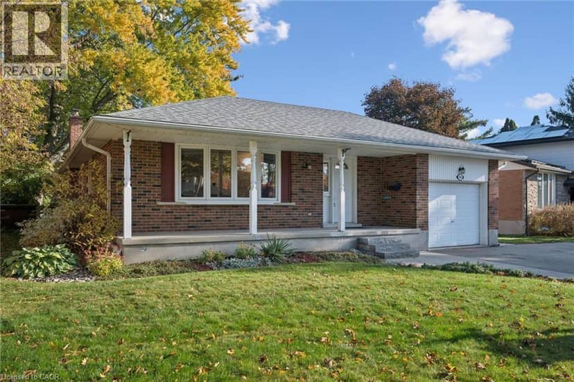 86 LOWER CANADA Crescent, Kitchener, photo 3