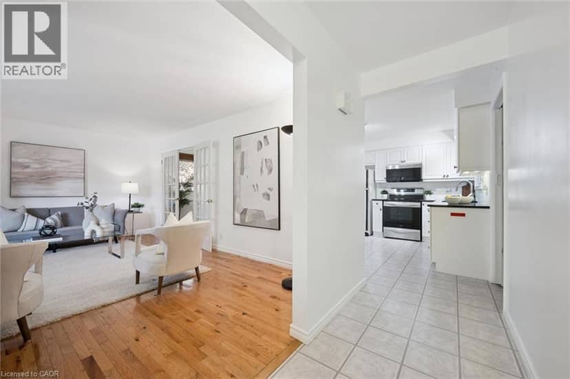 86 LOWER CANADA Crescent, Kitchener, photo 6