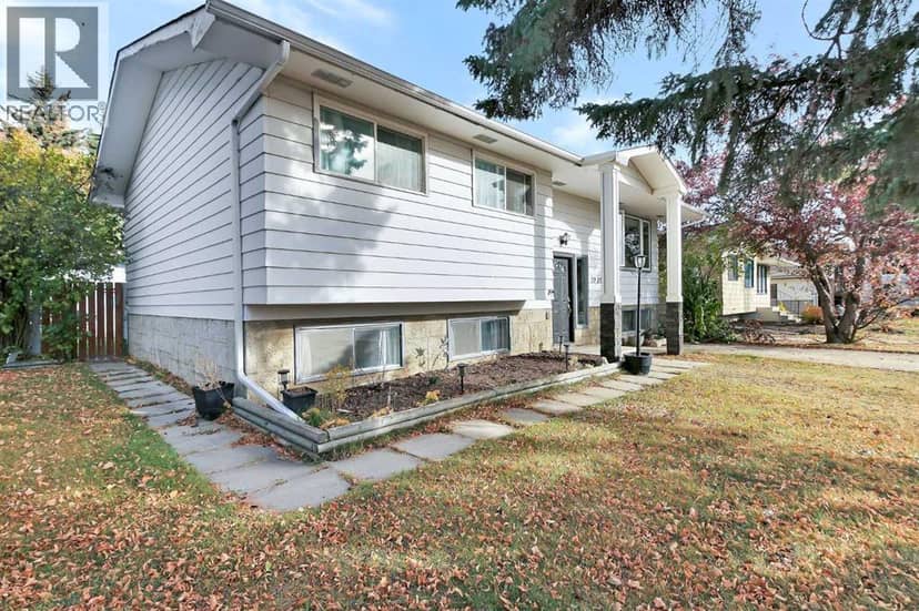 3920 50A Street, Red Deer, photo 3
