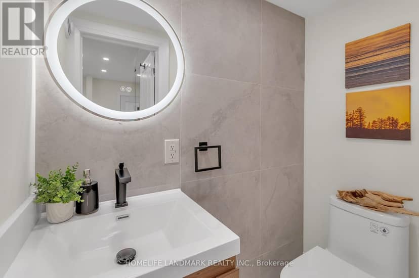 26 Queensdale Avenue — photo 11 of 40