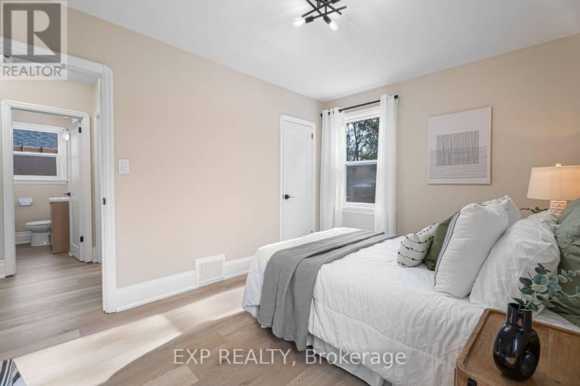 858 Grierson Street — photo 18 of 40