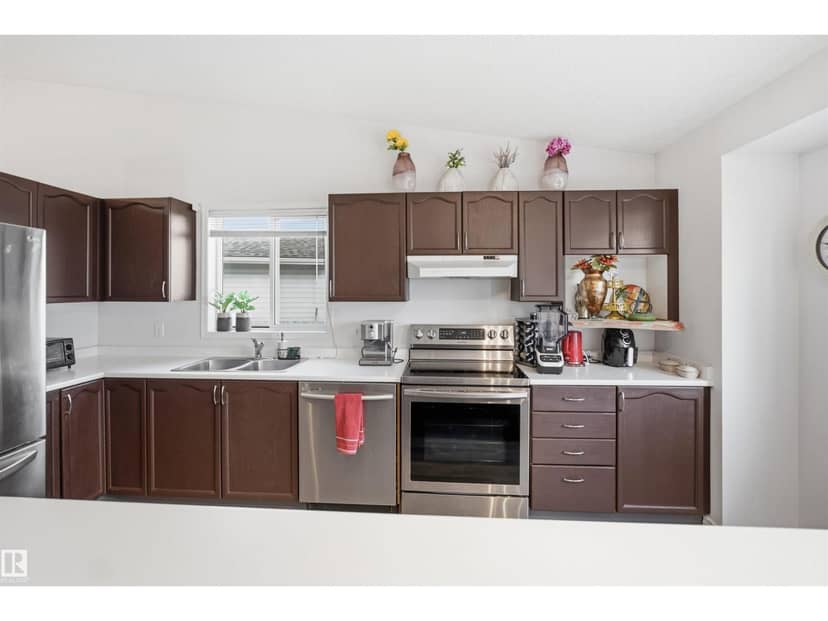 17007 90A ST NW — photo 10 of 40