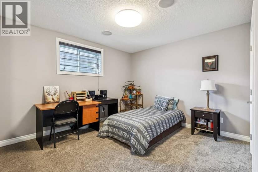 437 Kinniburgh Boulevard — photo 35 of 40
