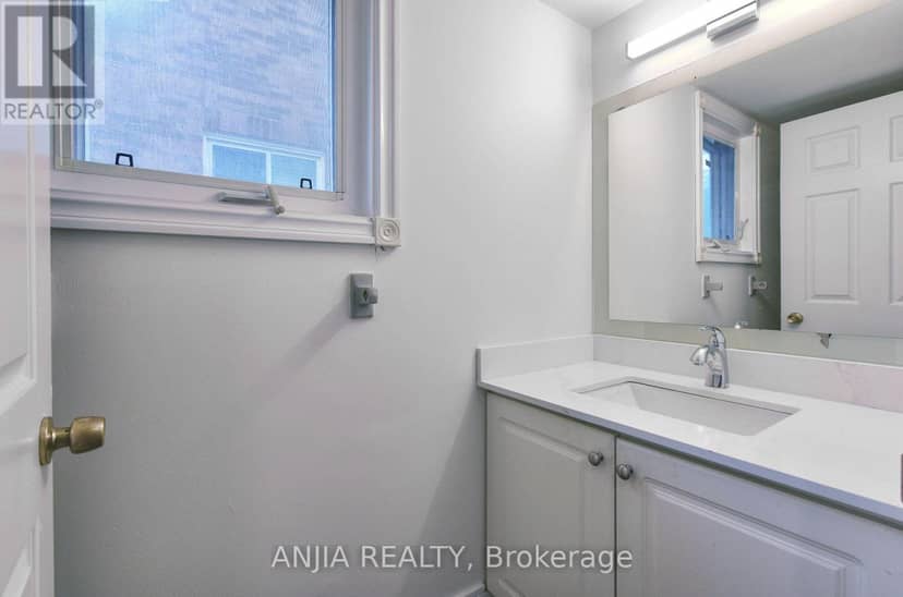 127 Tomlinson Circle — photo 15 of 29