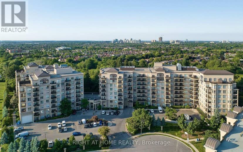305 - 8 Maison Parc Court, Vaughan, photo 2