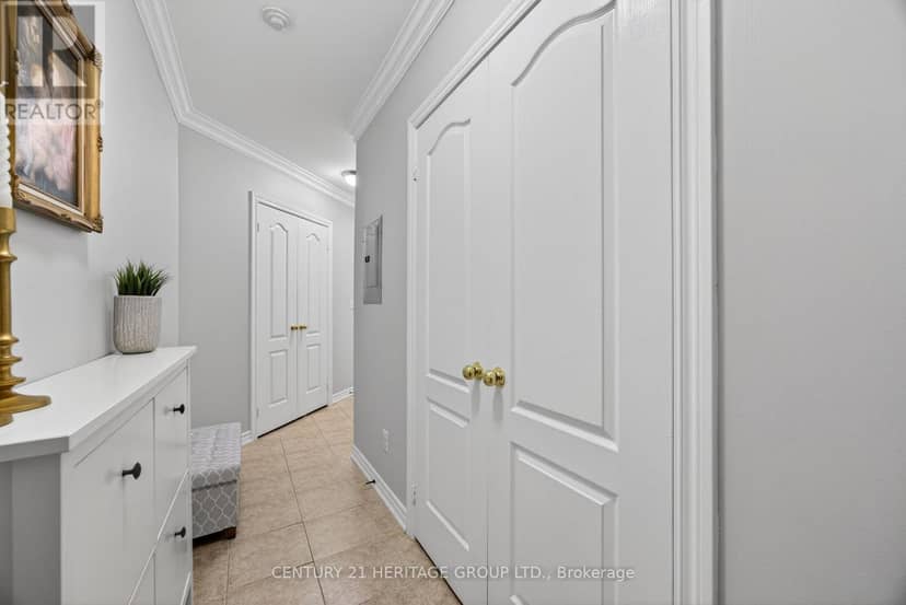 214 - 112 Simcoe Road — photo 19 of 35
