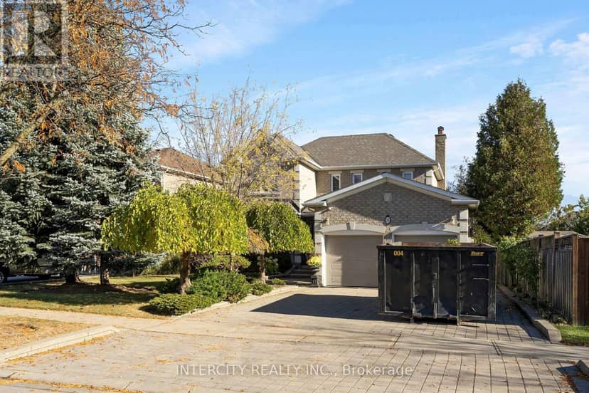 35 Avro Road, Vaughan