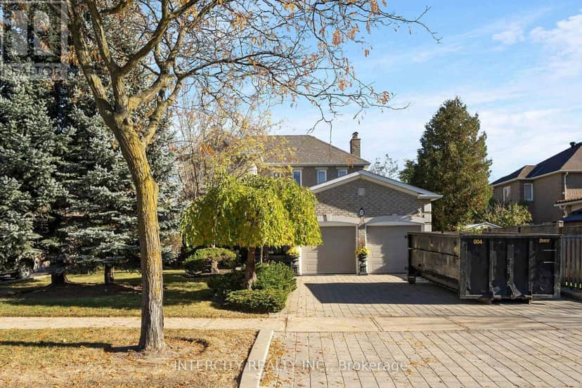 35 Avro Road, Vaughan, photo 2