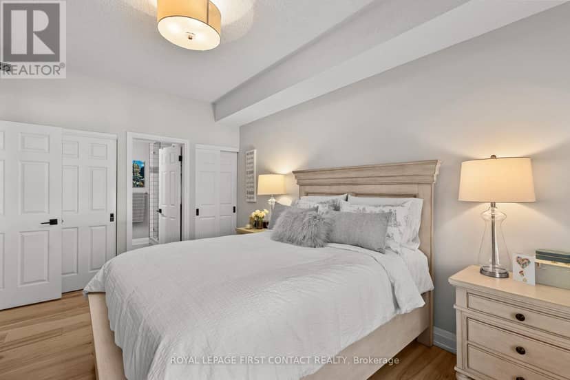 308 - 21 Kempenfelt Drive — photo 24 of 39