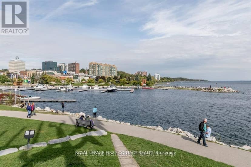 308 - 21 Kempenfelt Drive — photo 36 of 39