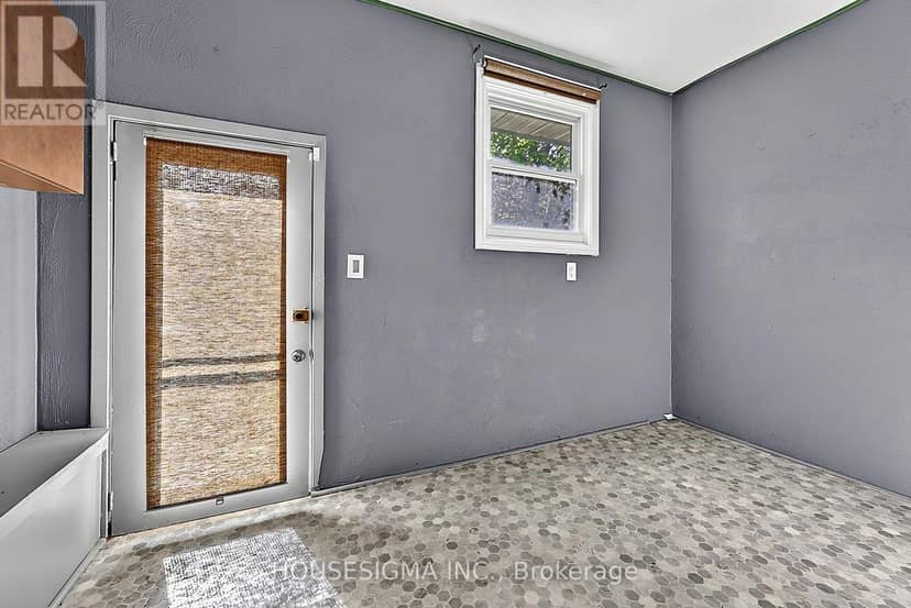 239 Warnica Road — photo 20 of 38