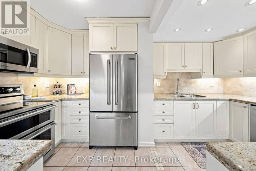 2101 - 1515 Lakeshore Road E, Mississauga, photo 2