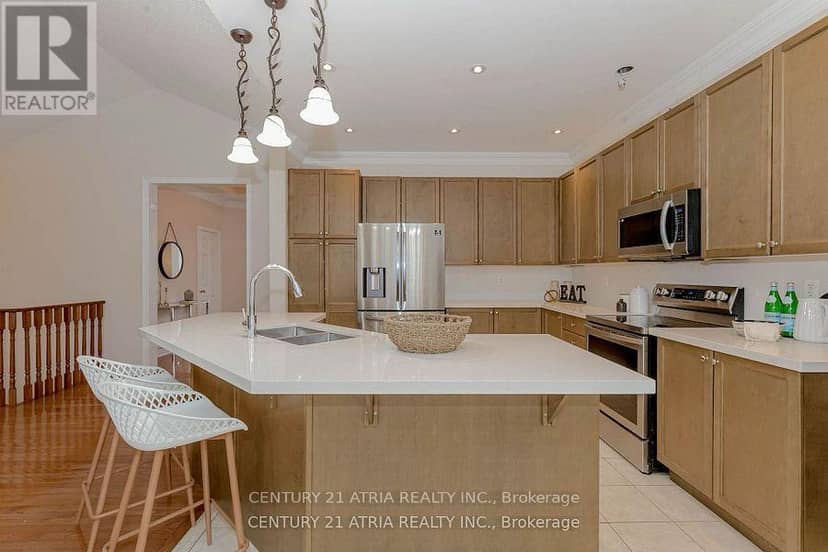 6 Shuter Lane — photo 15 of 40