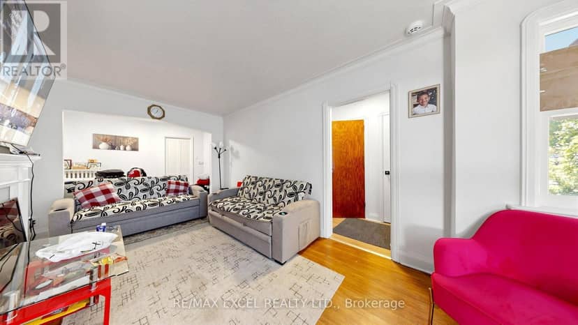 11 Hutton Avenue — photo 10 of 40