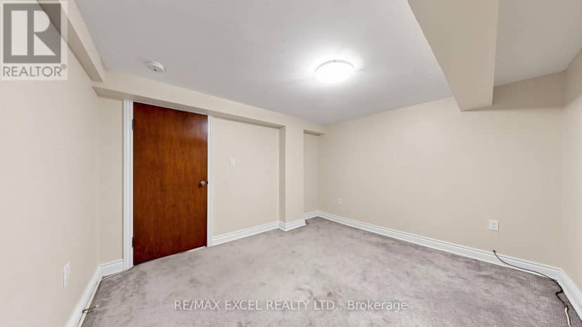 11 Hutton Avenue — photo 39 of 40