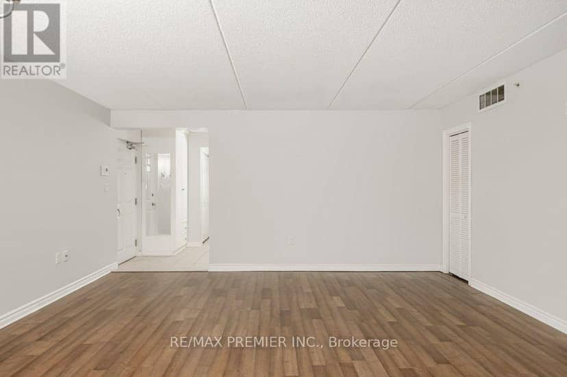 112 - 1380 Main Street E, Milton, photo 8