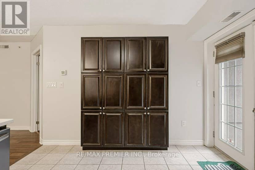 112 - 1380 Main Street E — photo 13 of 31