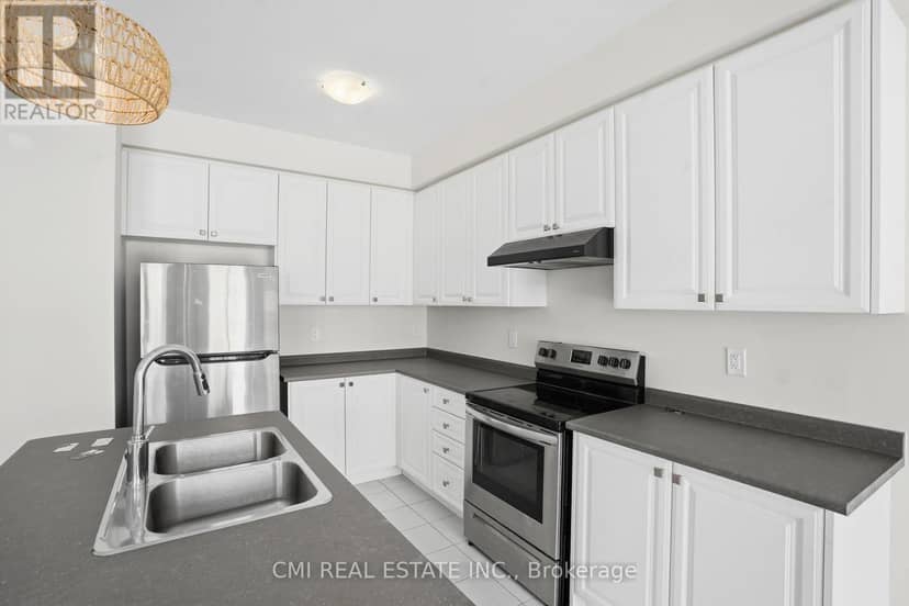 49 Sugar May Avenue — photo 11 of 40