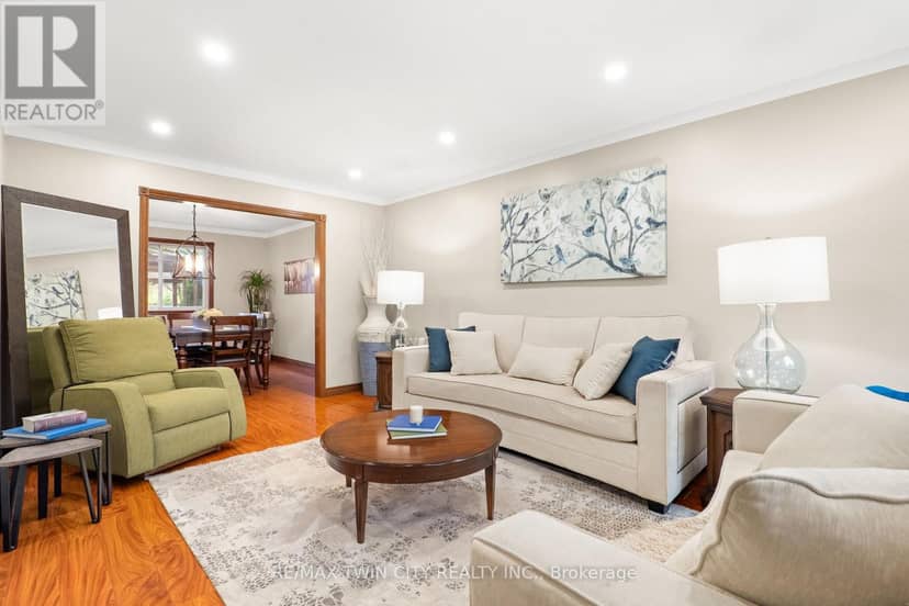 98 Wallace Drive, Cambridge, photo 4