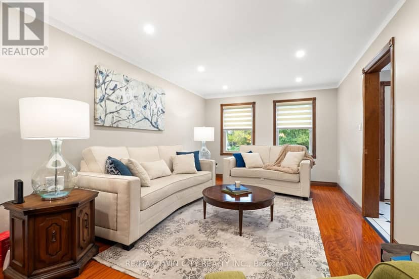 98 Wallace Drive, Cambridge, photo 5