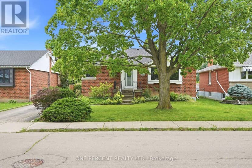 241 East 44th Street, Hamilton, photo 3