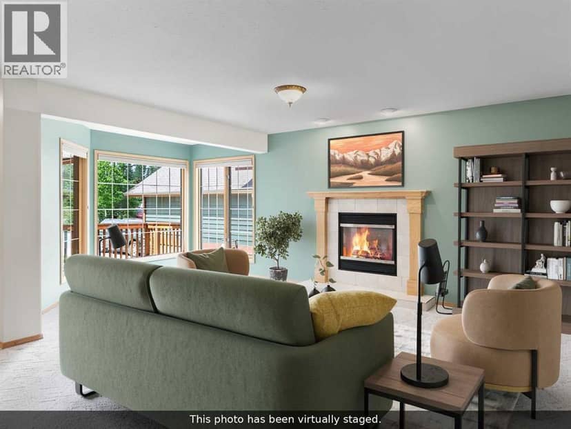 2 Terrace Place, Canmore, photo 2