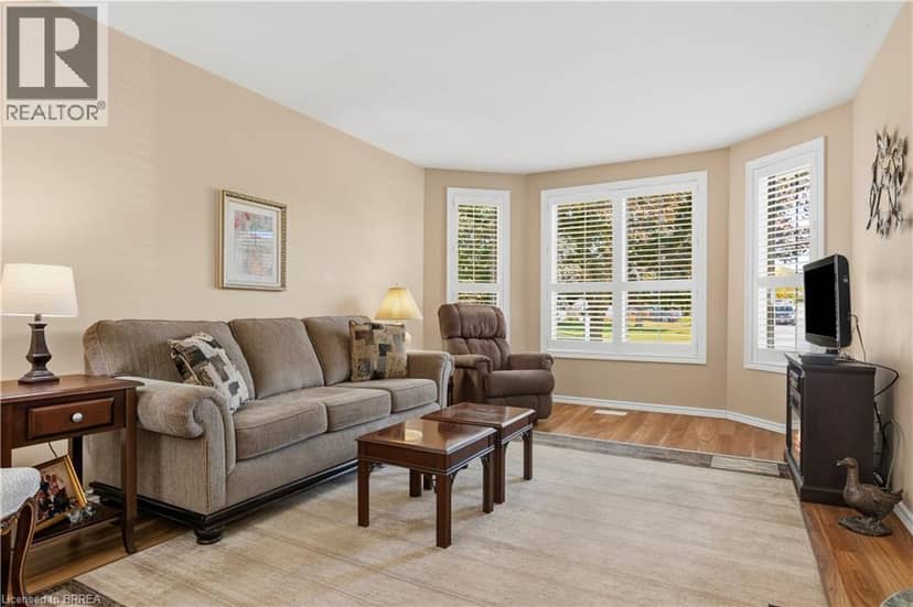 9 NIXON AVE Avenue — photo 11 of 40