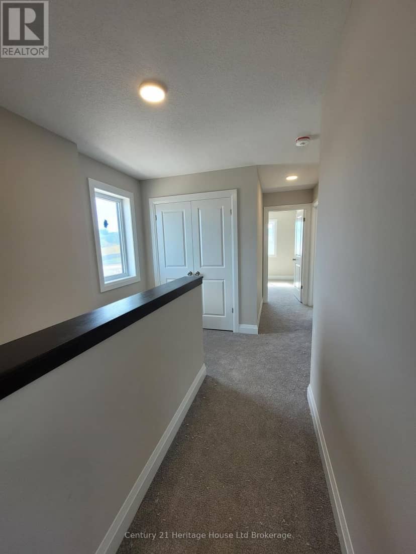 310 Kading Crescent — photo 18 of 22