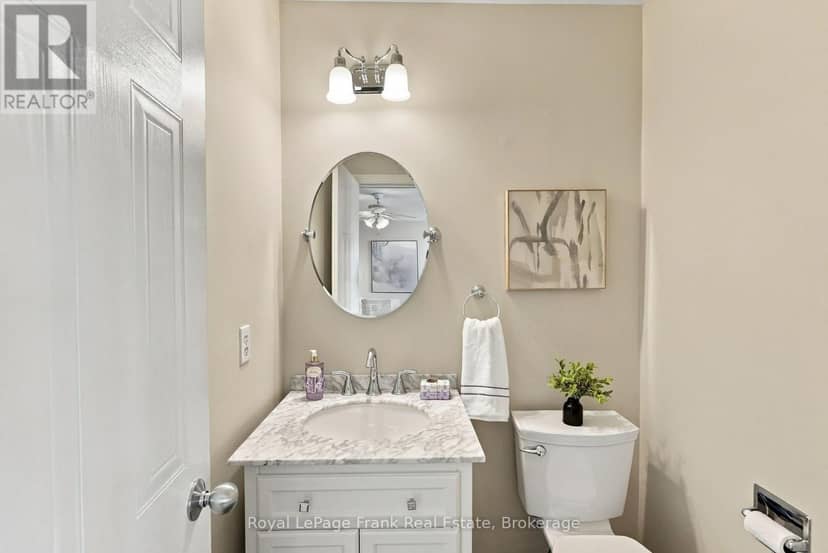 86 Cherry Blossom Crescent — photo 21 of 35