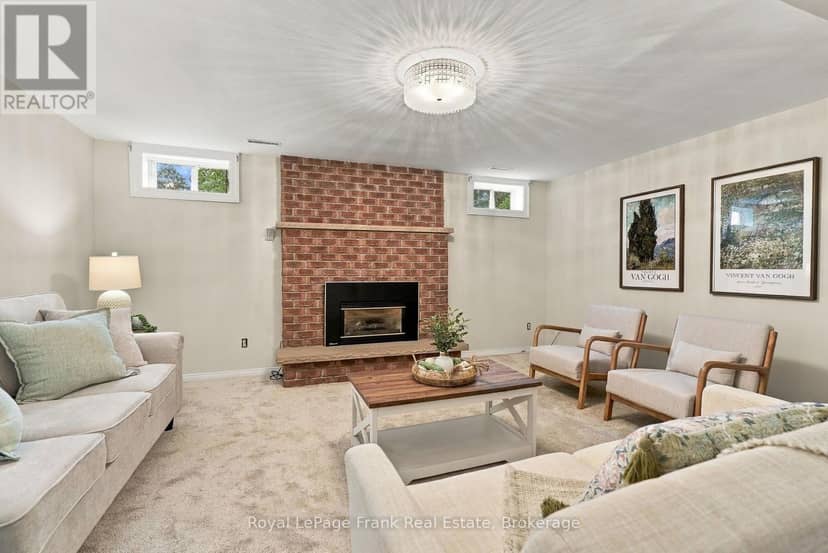 86 Cherry Blossom Crescent — photo 28 of 35