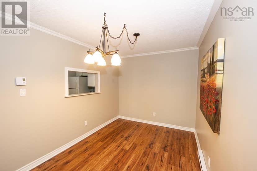 207 2 Lombardy Lane — photo 15 of 38