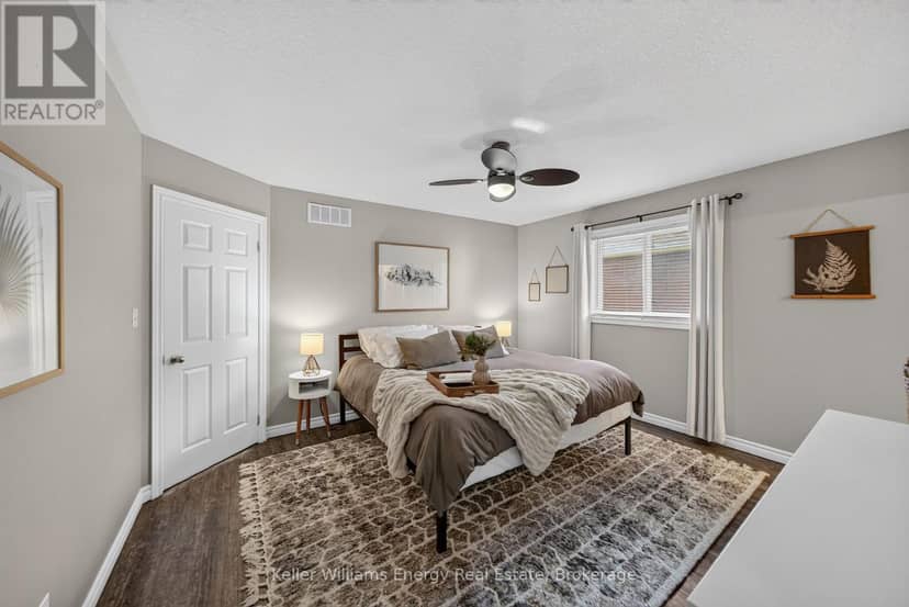 53 Lake Breeze Court — photo 18 of 40