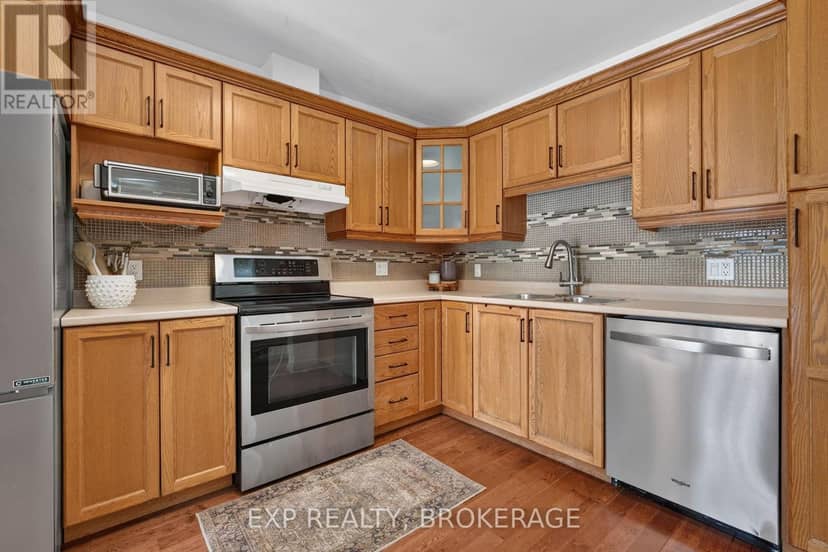 975 Rainbow Crescent — photo 18 of 40