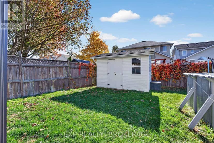 975 Rainbow Crescent — photo 32 of 40