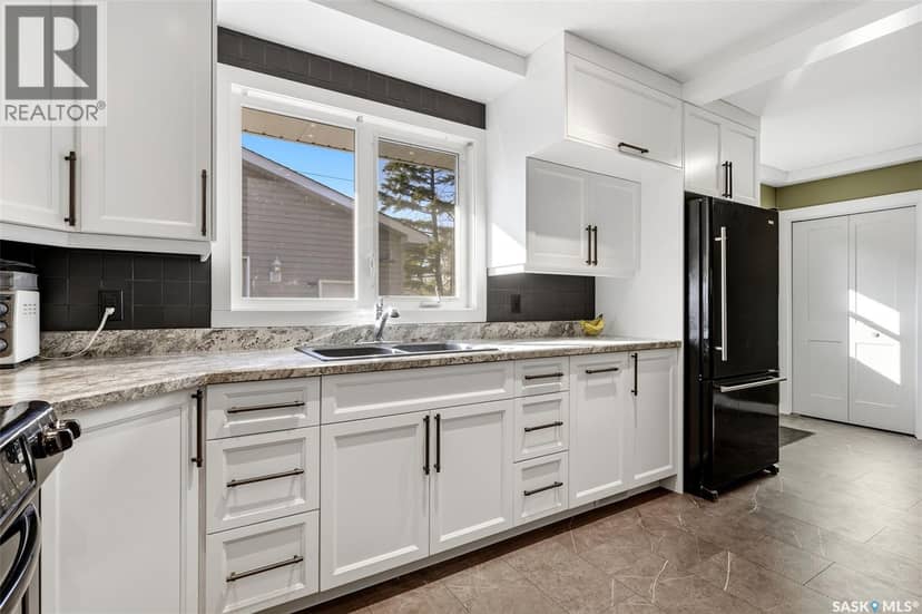 304 Halifax STREET N, Regina, photo 8