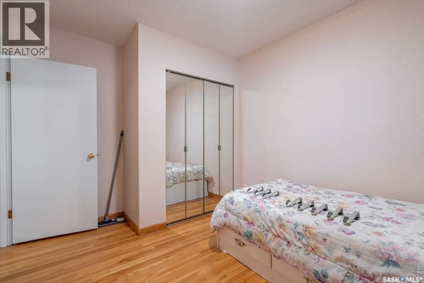 224 Frontenac Drive — photo 16 of 33