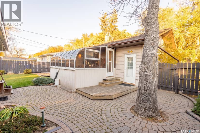 224 Frontenac Drive — photo 30 of 33