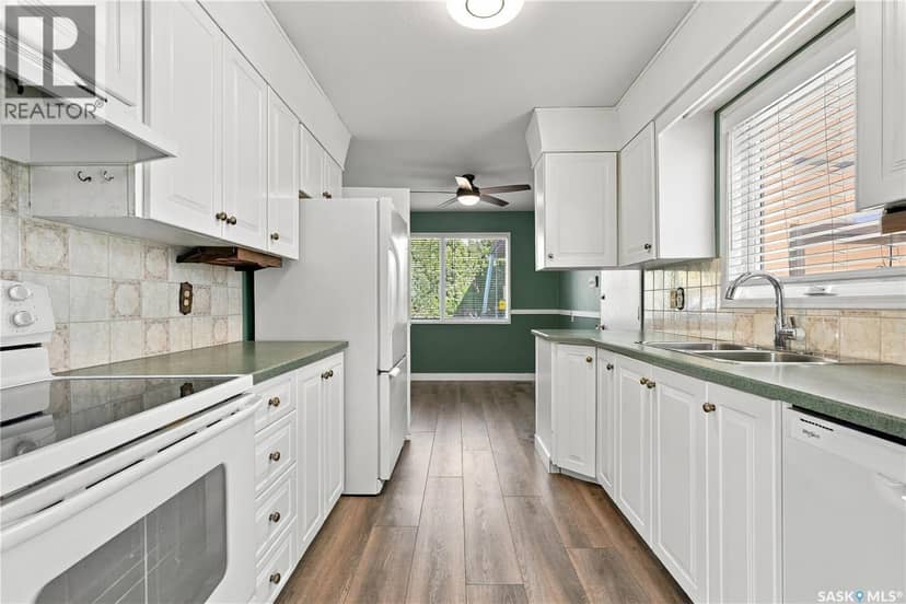 427 Poth WAY — photo 12 of 40