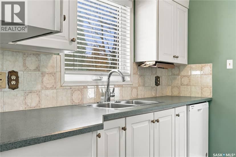 427 Poth WAY — photo 16 of 40