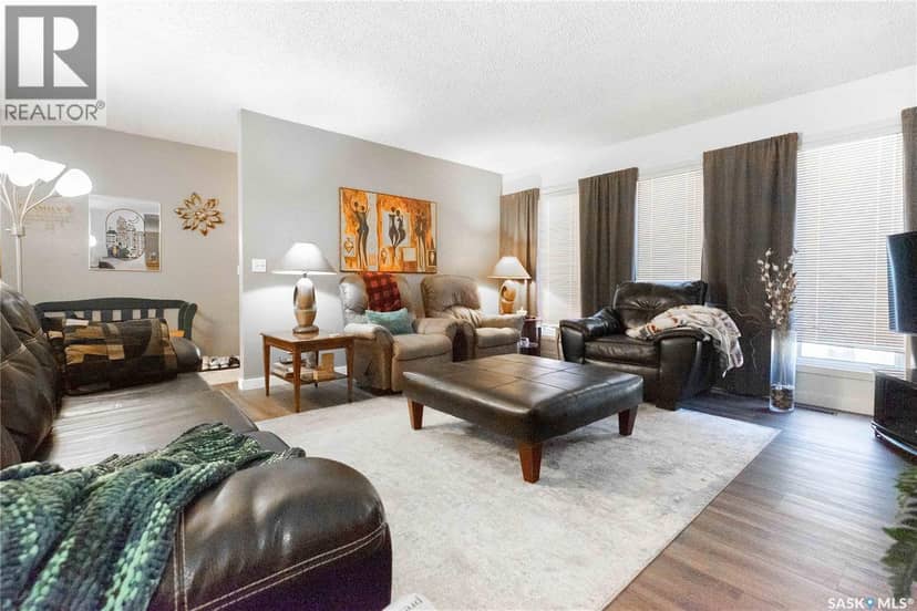 311 Black DRIVE — photo 11 of 40