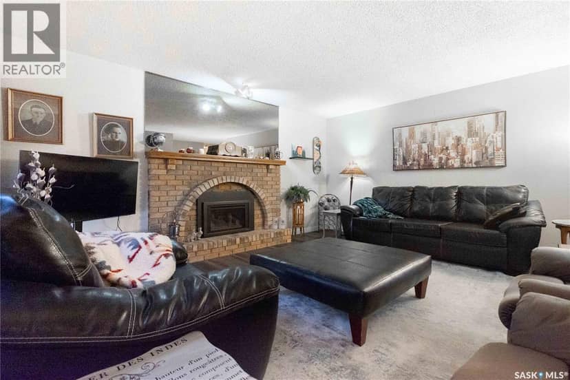 311 Black DRIVE — photo 13 of 40
