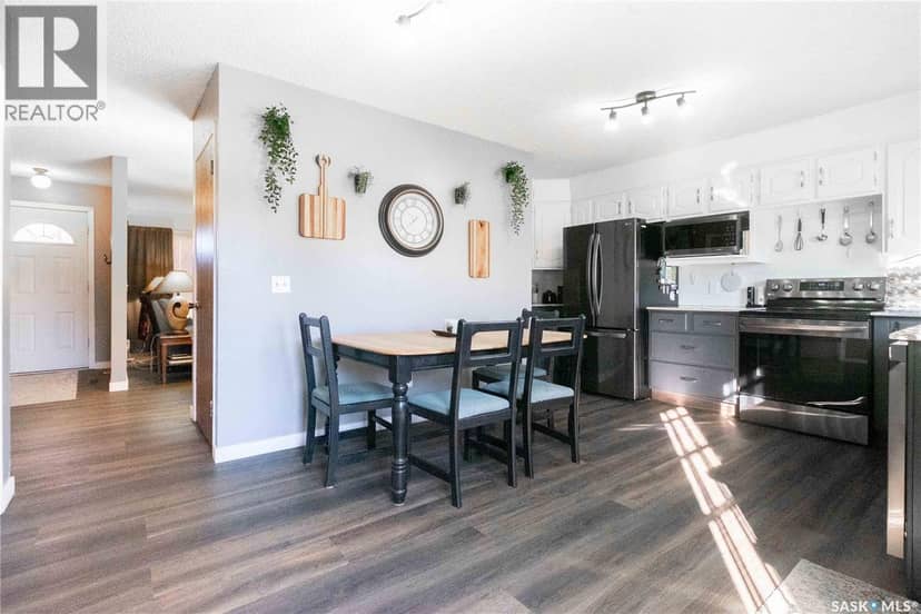 311 Black DRIVE — photo 14 of 40