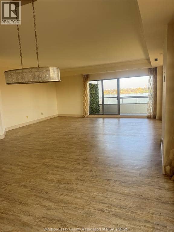 5151 RIVERSIDE DRIVE Unit# 503 — photo 1 of 27