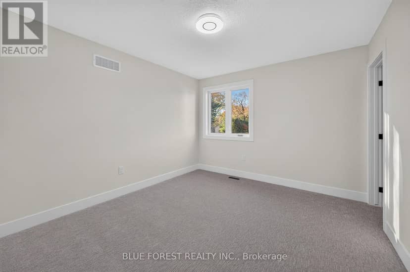 50 Beer Crescent — photo 17 of 24