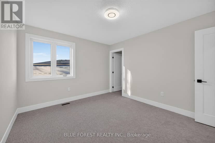 50 Beer Crescent — photo 18 of 24